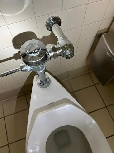 Fixture installation and repair for Garbage Disposal in Fenwick Crossroads